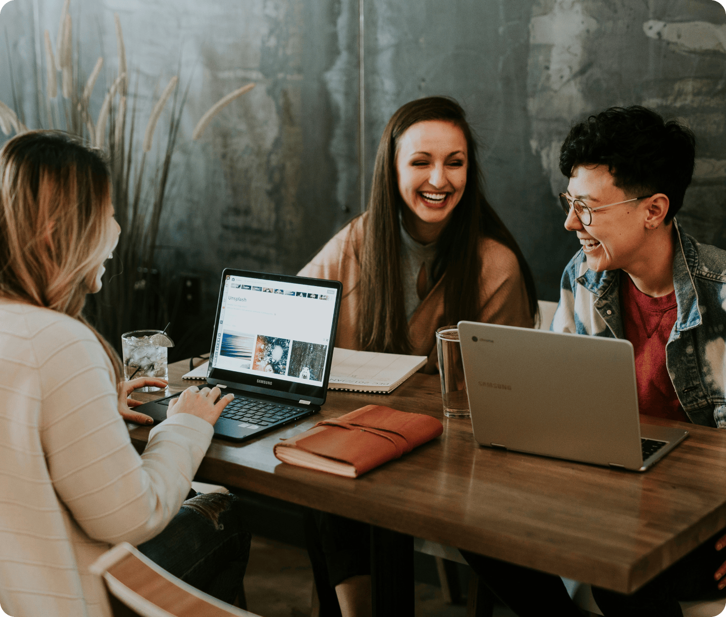 Think you’ve got the skills and the vibes? We’d love to meet you!